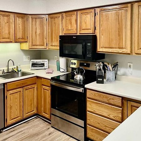 Cozy Condo with Mtn Views, Pool, Hot Tub,&Balcony! Lincoln Zewnętrze zdjęcie