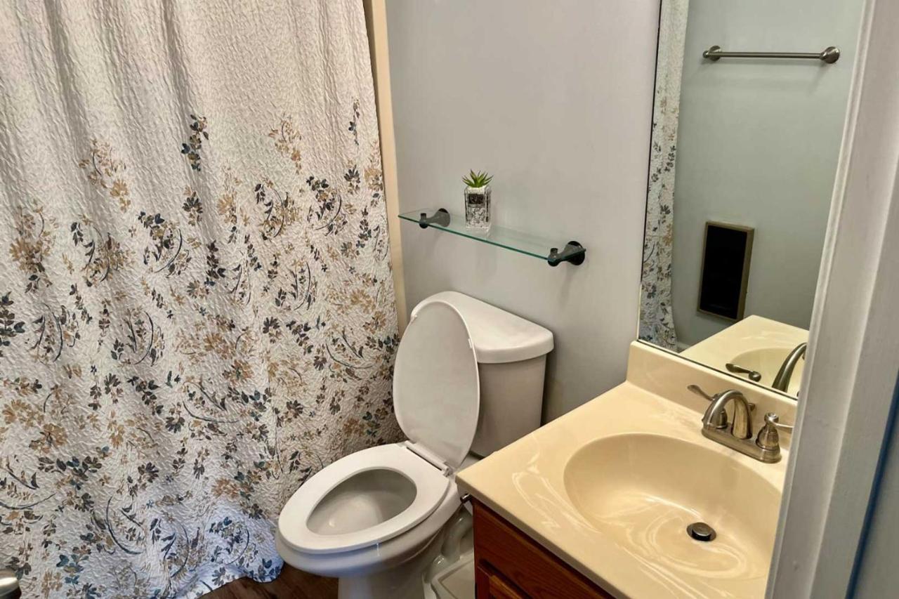Cozy Condo with Mtn Views, Pool, Hot Tub,&Balcony! Lincoln Zewnętrze zdjęcie