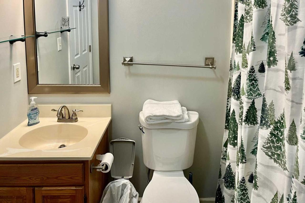 Cozy Condo with Mtn Views, Pool, Hot Tub,&Balcony! Lincoln Zewnętrze zdjęcie